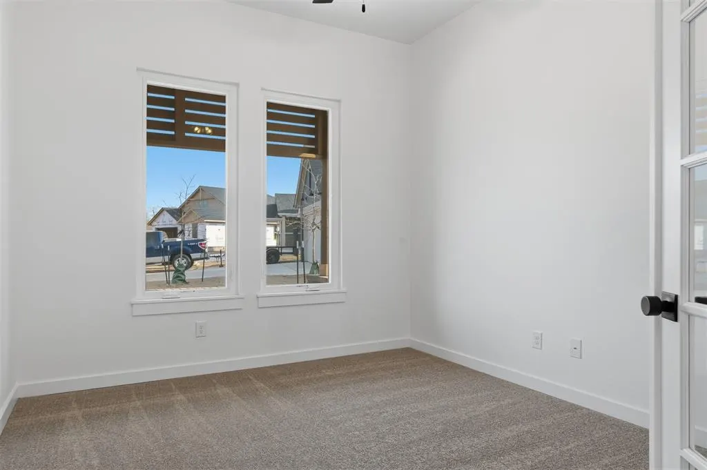 Photo 42 — 3014 James Way, Guthrie, OK 73044