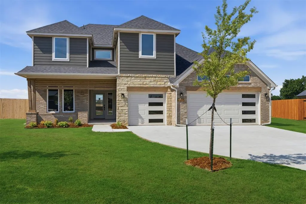 Photo 2 — 3014 James Way, Guthrie, OK 73044