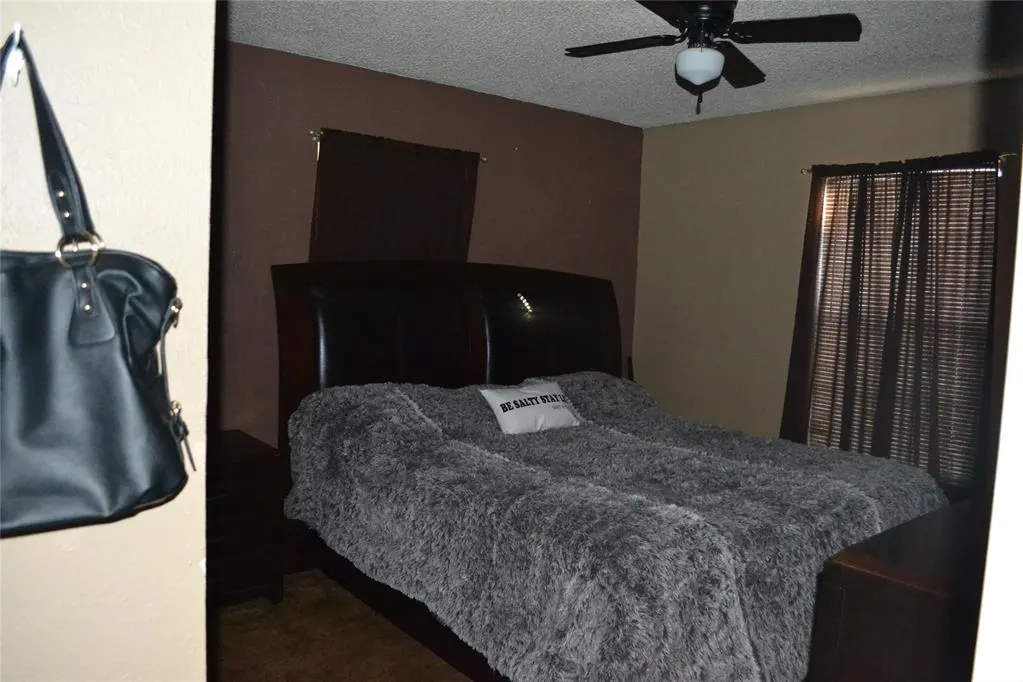 Photo 8 — 386 Barnett Lane, Calera, OK 74730