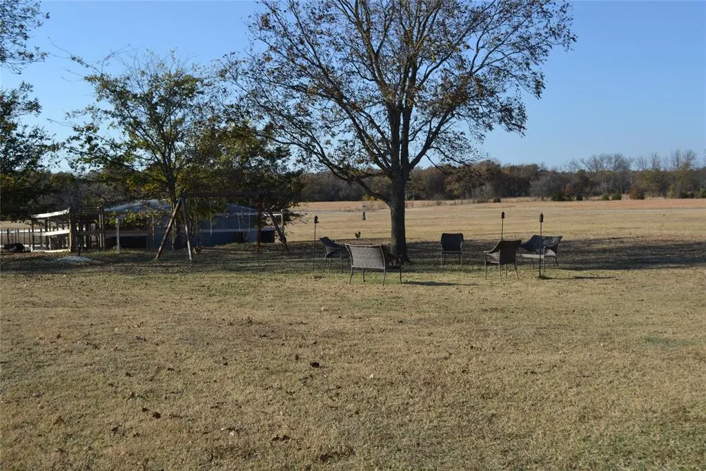 Photo 12 — 386 Barnett Lane, Calera, OK 74730