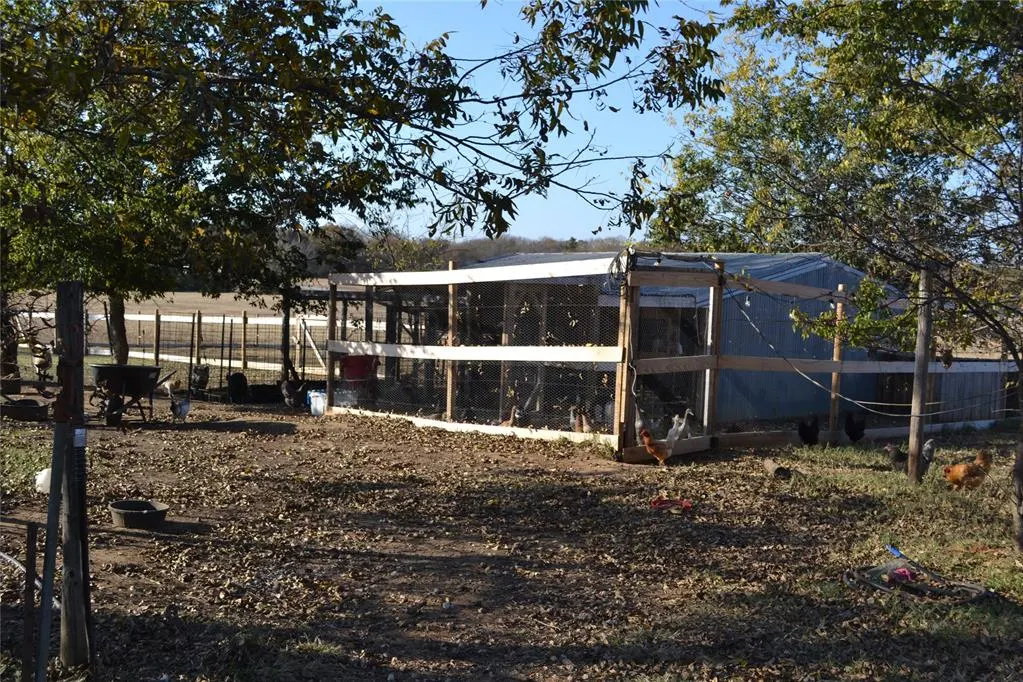 Photo 13 — 386 Barnett Lane, Calera, OK 74730