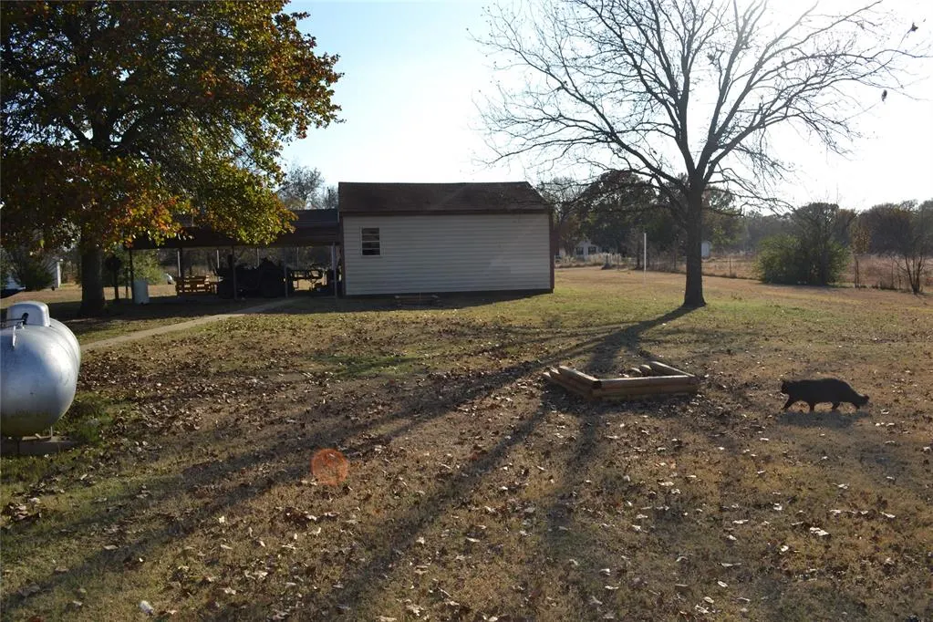 Photo 16 — 386 Barnett Lane, Calera, OK 74730
