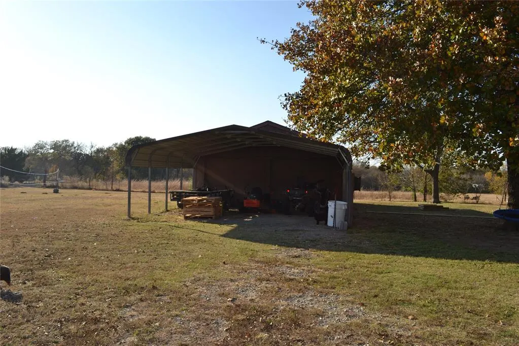 Photo 18 — 386 Barnett Lane, Calera, OK 74730