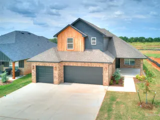 Sold home at 209 Sage Brush Way