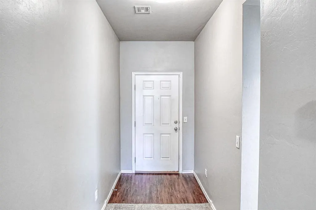 Photo 5 — 1325 Quartz Place, Noble, OK 73068