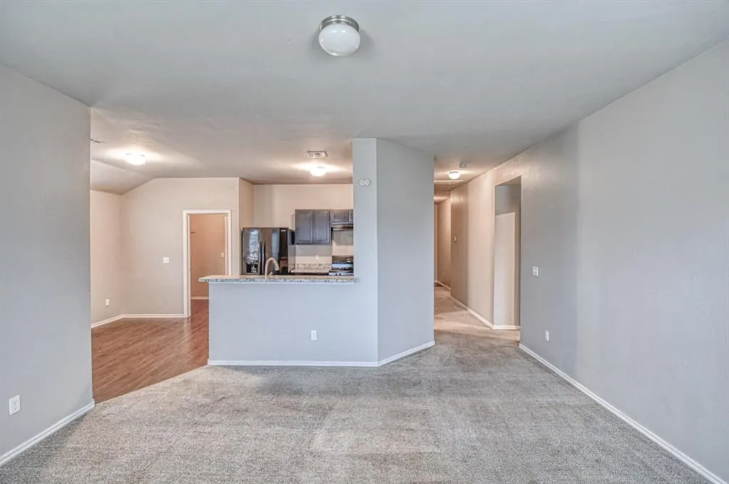 Photo 7 — 1325 Quartz Place, Noble, OK 73068
