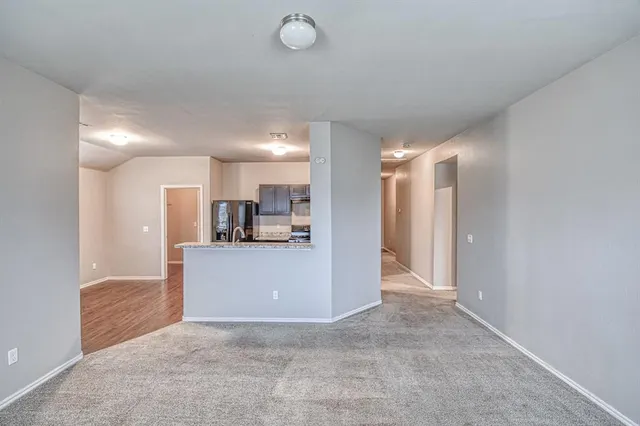 Photo 7 — 1325 Quartz Place, Noble, OK 73068