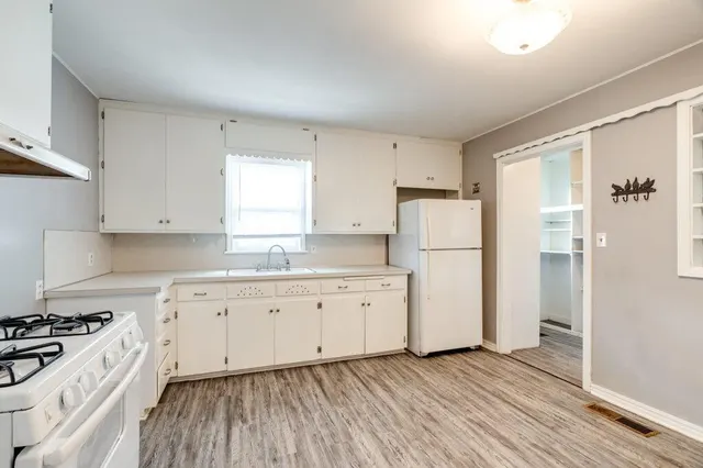 Photo 5 — 5228 N Hudson Avenue, Oklahoma City, OK 73118