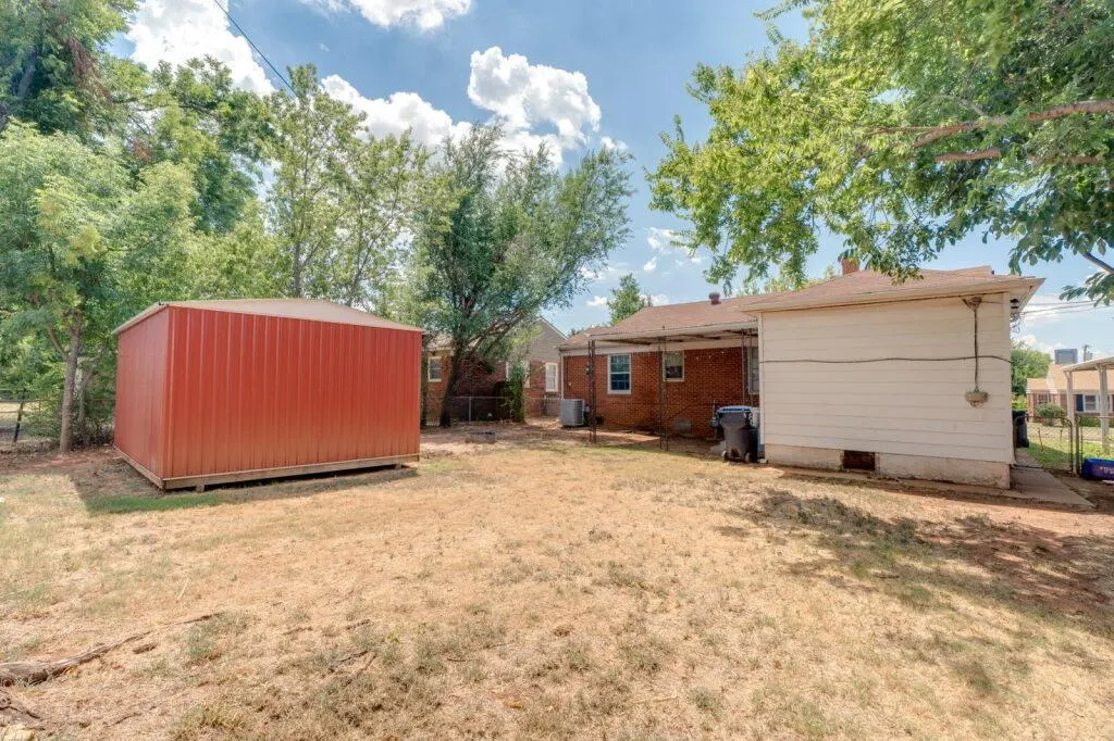 Photo 8 — 5228 N Hudson Avenue, Oklahoma City, OK 73118