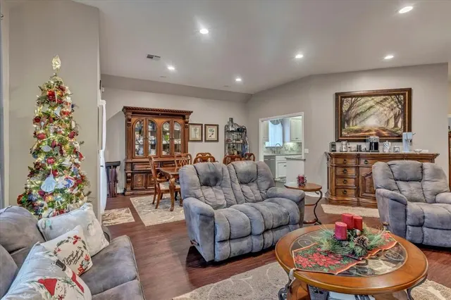 Photo 7 — 3905 Prairie Hill Court, Edmond, OK 73003