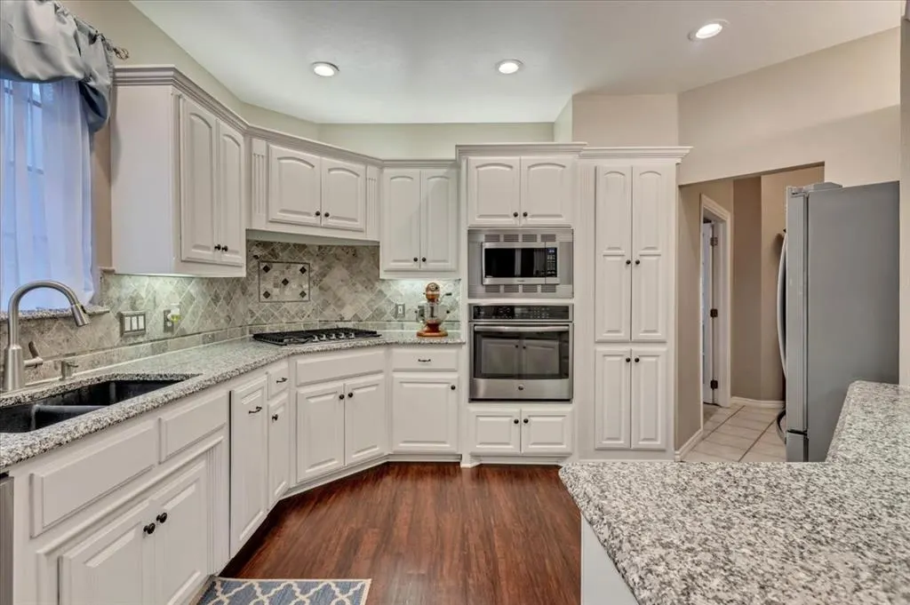 Photo 10 — 3905 Prairie Hill Court, Edmond, OK 73003