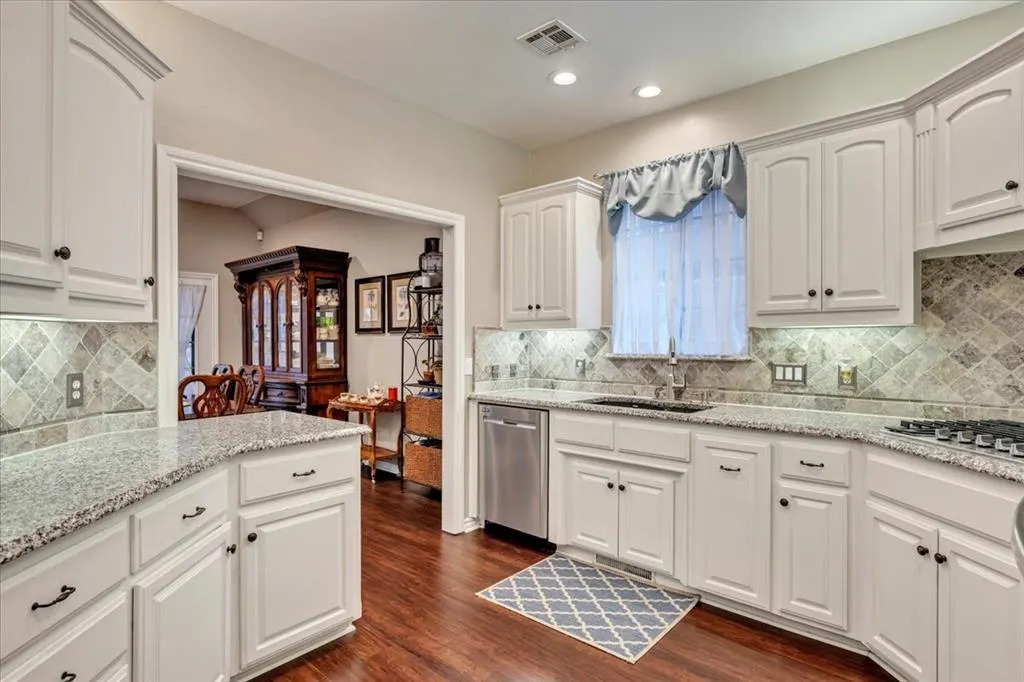 Photo 14 — 3905 Prairie Hill Court, Edmond, OK 73003