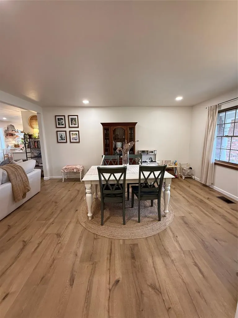 Photo 9 — 5621 N Ross Avenue, Oklahoma City, OK 73112