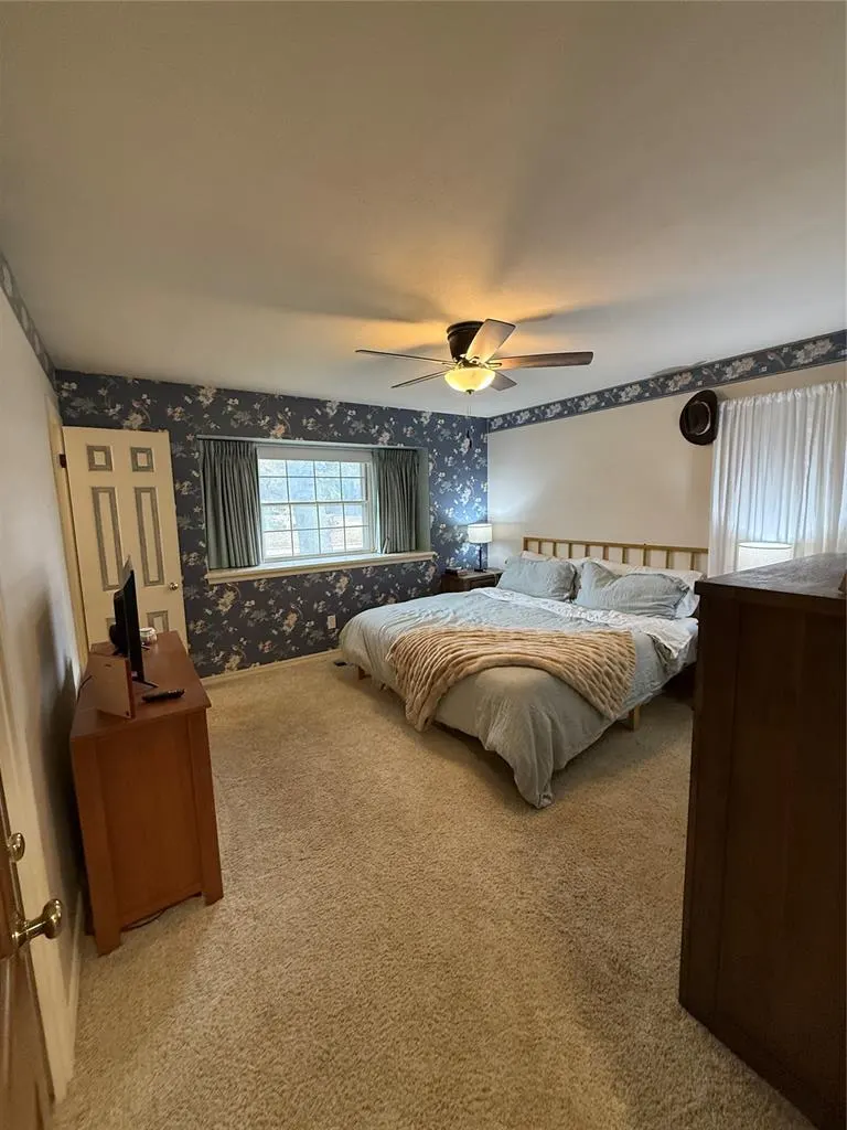 Photo 10 — 5621 N Ross Avenue, Oklahoma City, OK 73112