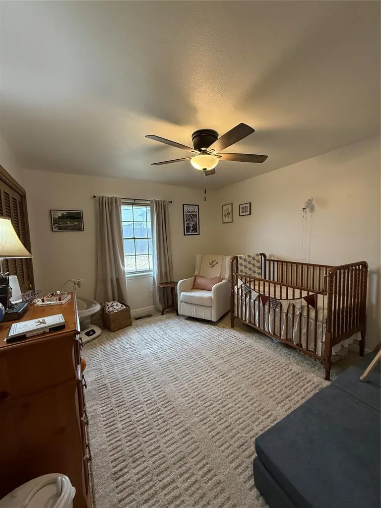 Photo 12 — 5621 N Ross Avenue, Oklahoma City, OK 73112