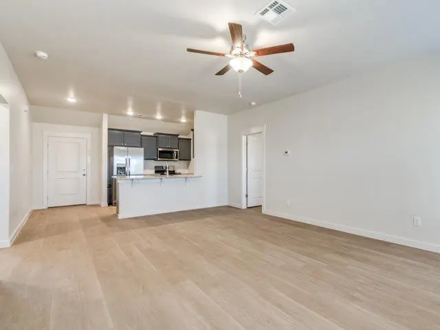 Photo 6 — 1702 Highland Loop, Guthrie, OK 73044