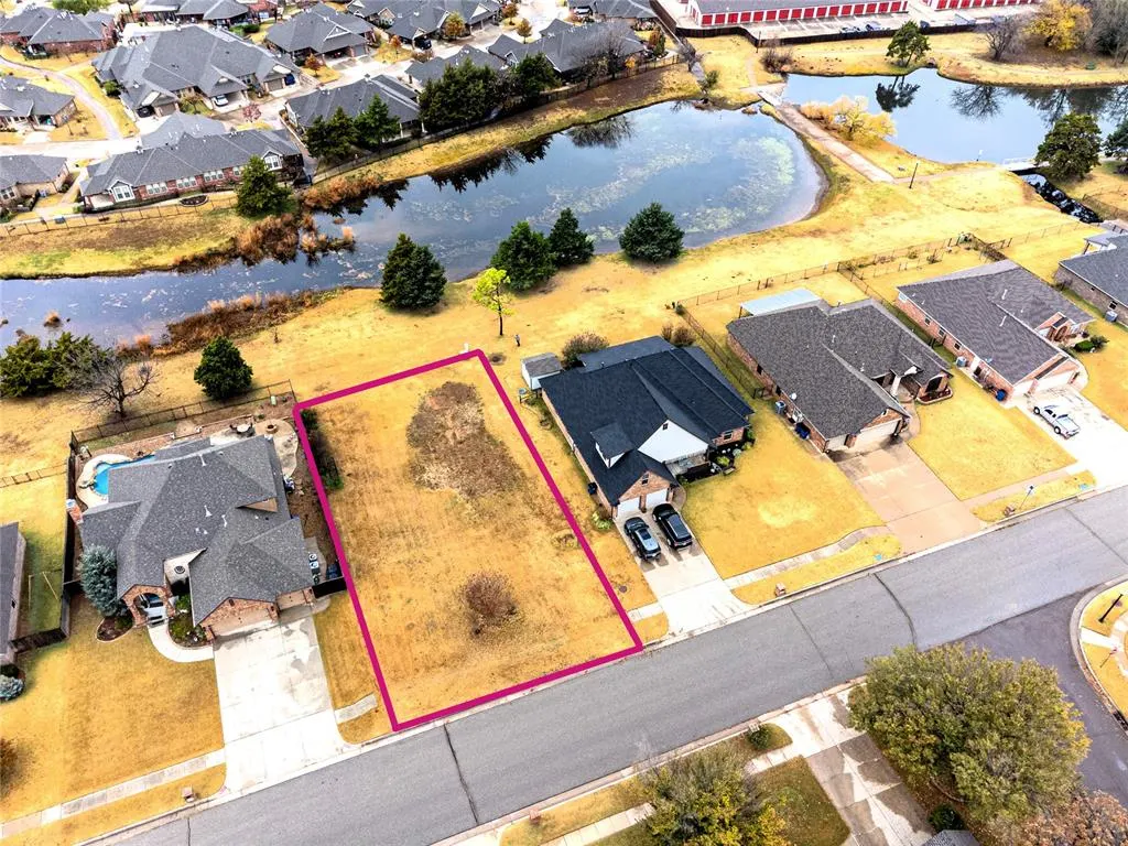 Photo 2 — 1125 N Savannah Terrace, Mustang, OK 73064