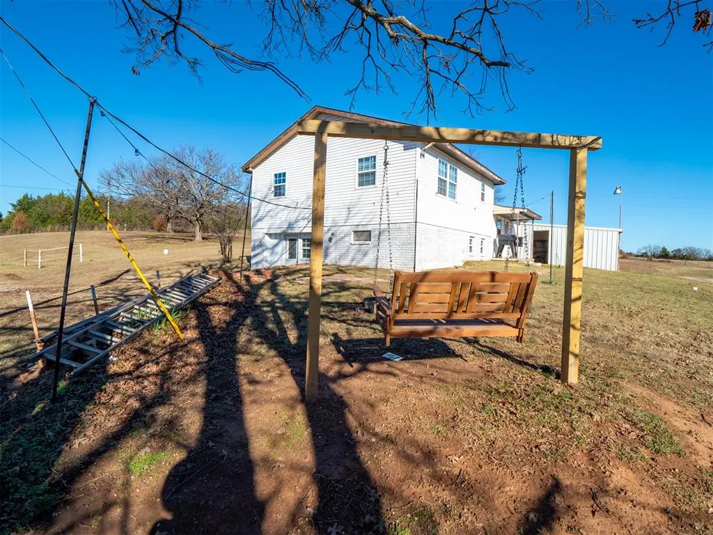 Photo 4 — 355807 E 1010 Road, Prague, OK 74864
