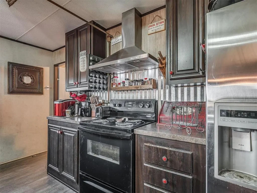 Photo 4 — 647 E County Road 66, Mulhall, OK 73063