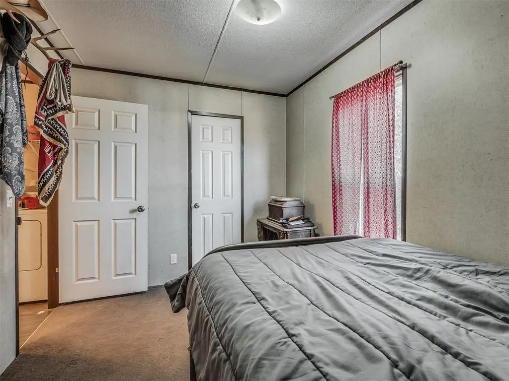 Photo 10 — 647 E County Road 66, Mulhall, OK 73063