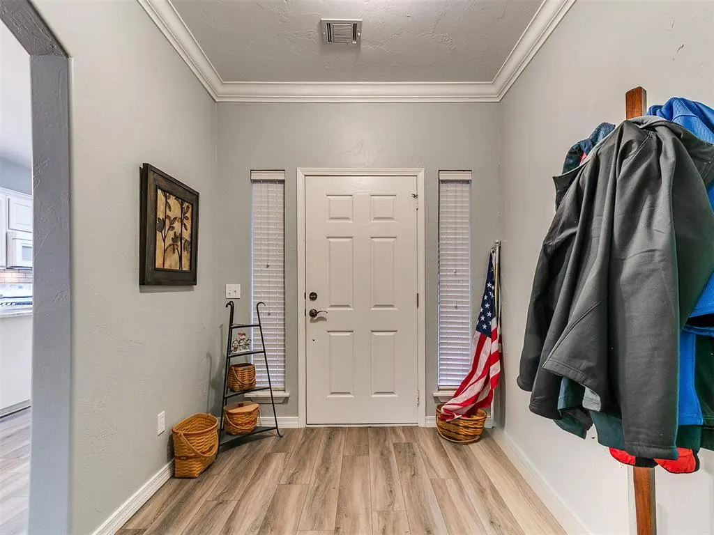 Photo 2 — 4609 NW 119th Street, Oklahoma City, OK 73162
