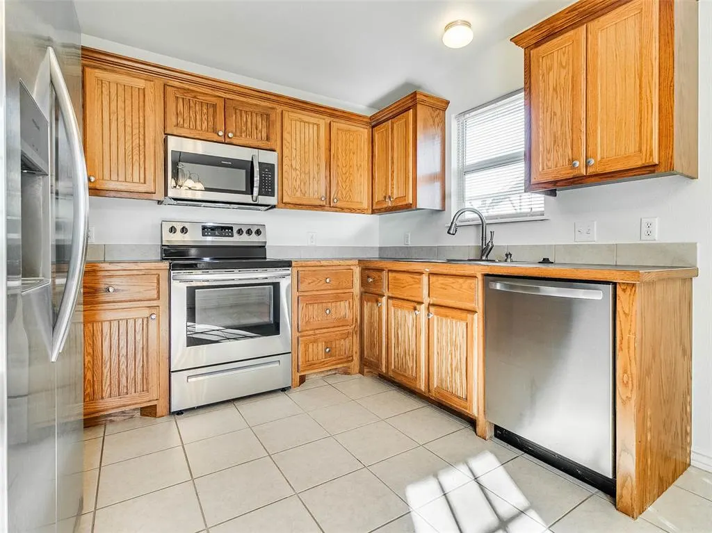 Photo 12 — 912 W Oak Street, Stroud, OK 74079