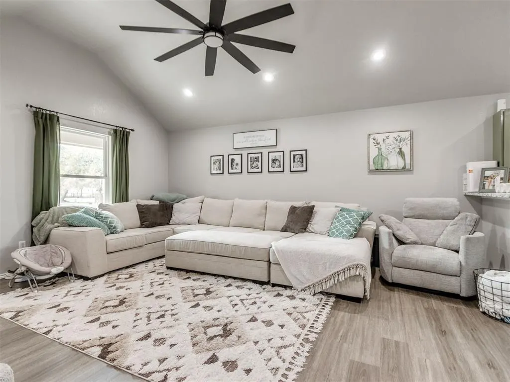 Photo 37 — 219 E Center Street, Lexington, OK 73051