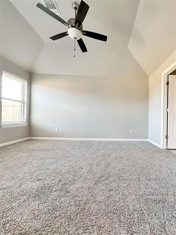 Photo 5 — 5412 Santa Lucia Drive, Mustang, OK 73064