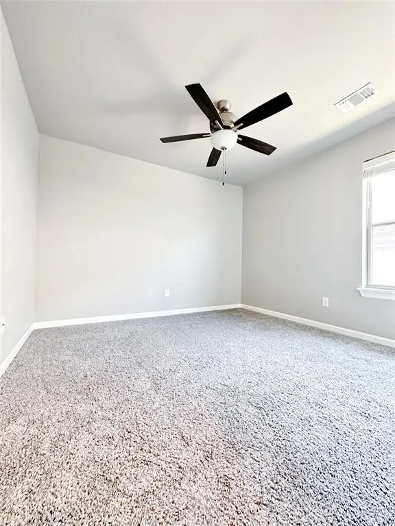 Photo 10 — 5412 Santa Lucia Drive, Mustang, OK 73064