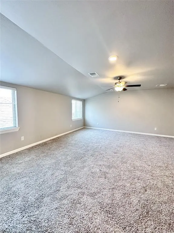 Photo 16 — 5412 Santa Lucia Drive, Mustang, OK 73064