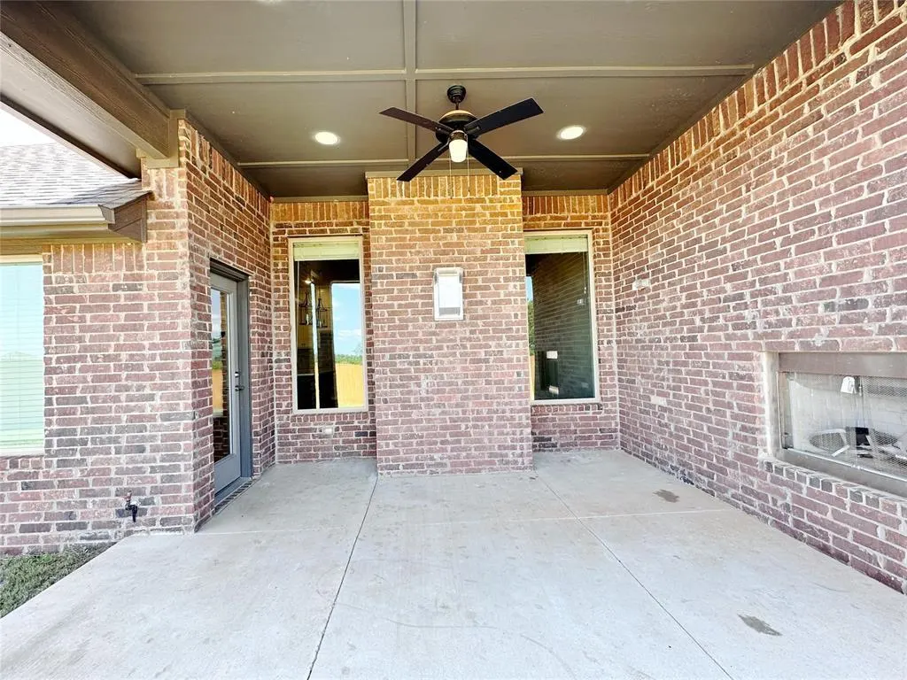 Photo 18 — 5412 Santa Lucia Drive, Mustang, OK 73064