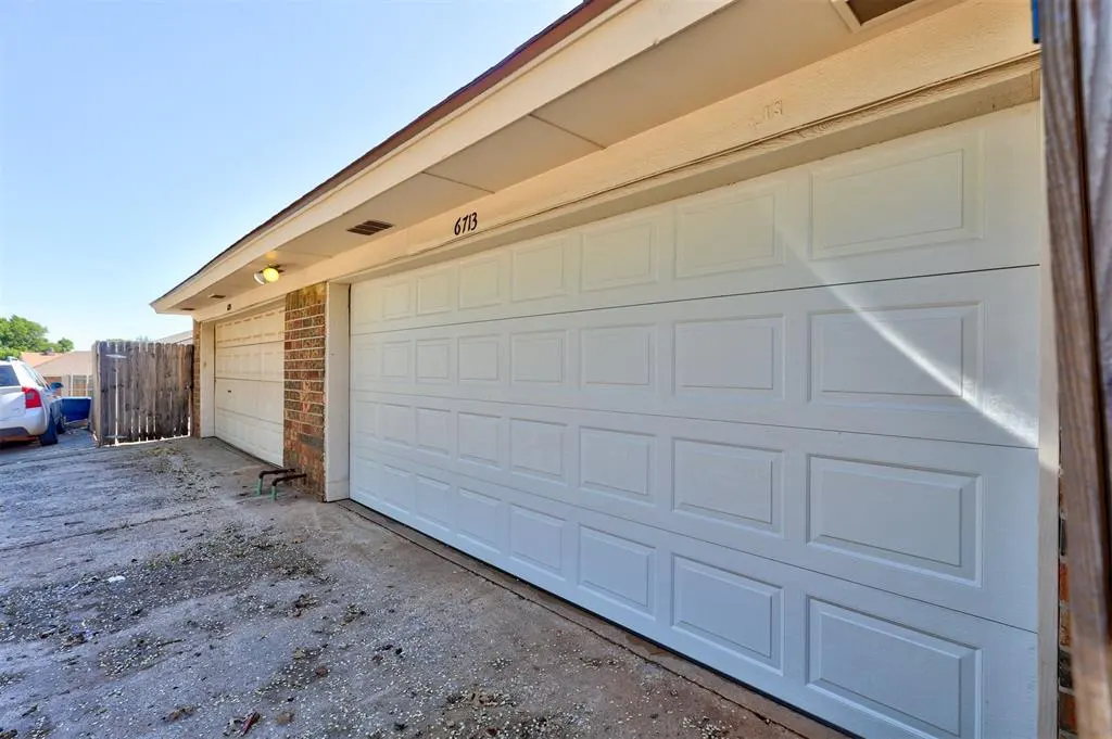 Photo 5 — 6713 Lyrewood Lane 2, Oklahoma City, OK 73132