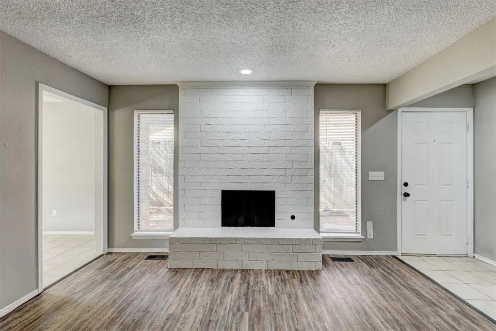 Photo 12 — 6713 Lyrewood Lane 2, Oklahoma City, OK 73132