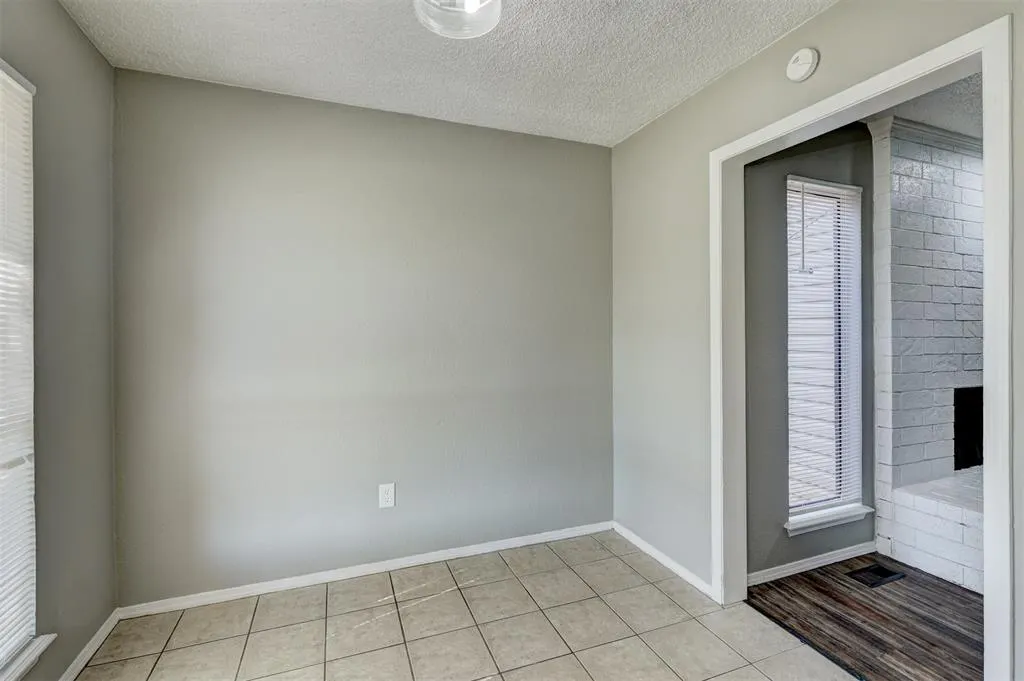 Photo 15 — 6713 Lyrewood Lane 2, Oklahoma City, OK 73132