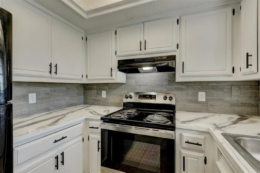Photo 20 — 6713 Lyrewood Lane 2, Oklahoma City, OK 73132