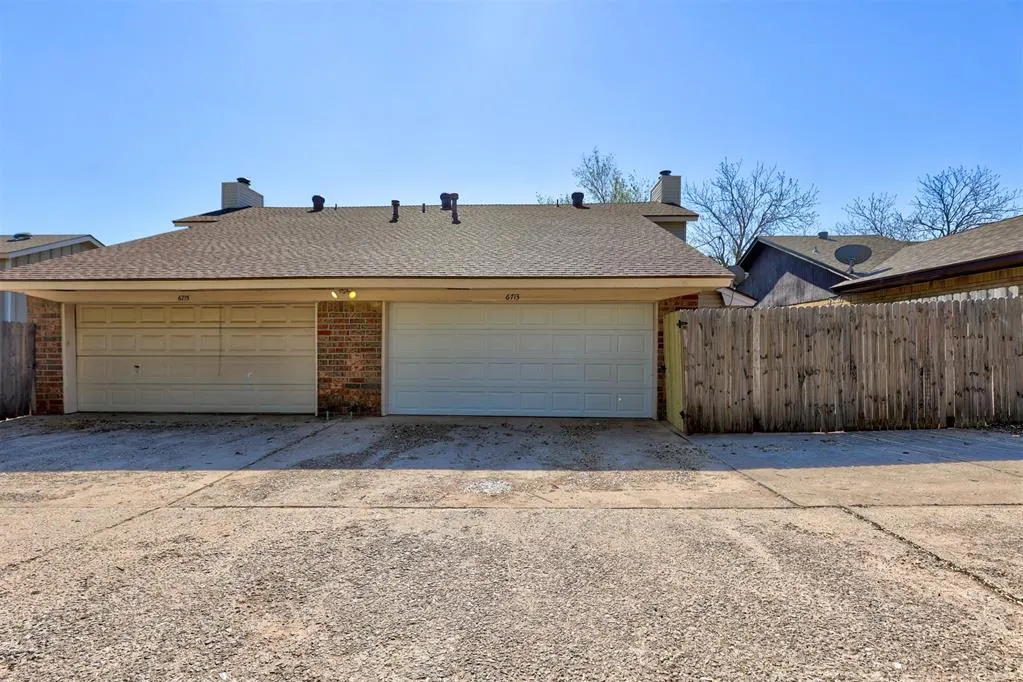 Photo 44 — 6713 Lyrewood Lane 2, Oklahoma City, OK 73132