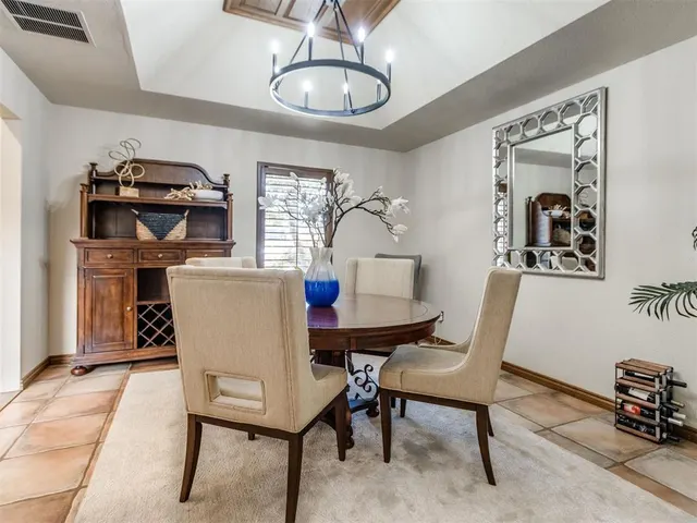 Photo 8 — 4201 Old Farm Road, Oklahoma City, OK 73120