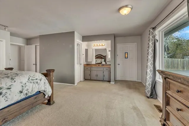 Photo 6 — 1208 Kingston Drive, Yukon, OK 73099