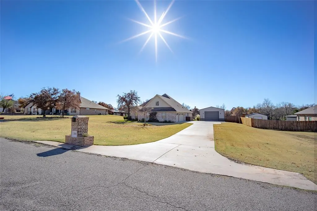 Photo 5 — 300 Turtle Dove Court, Blanchard, OK 73010