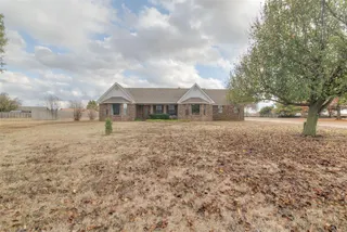 Sold home at 2303 Lakewood Drive