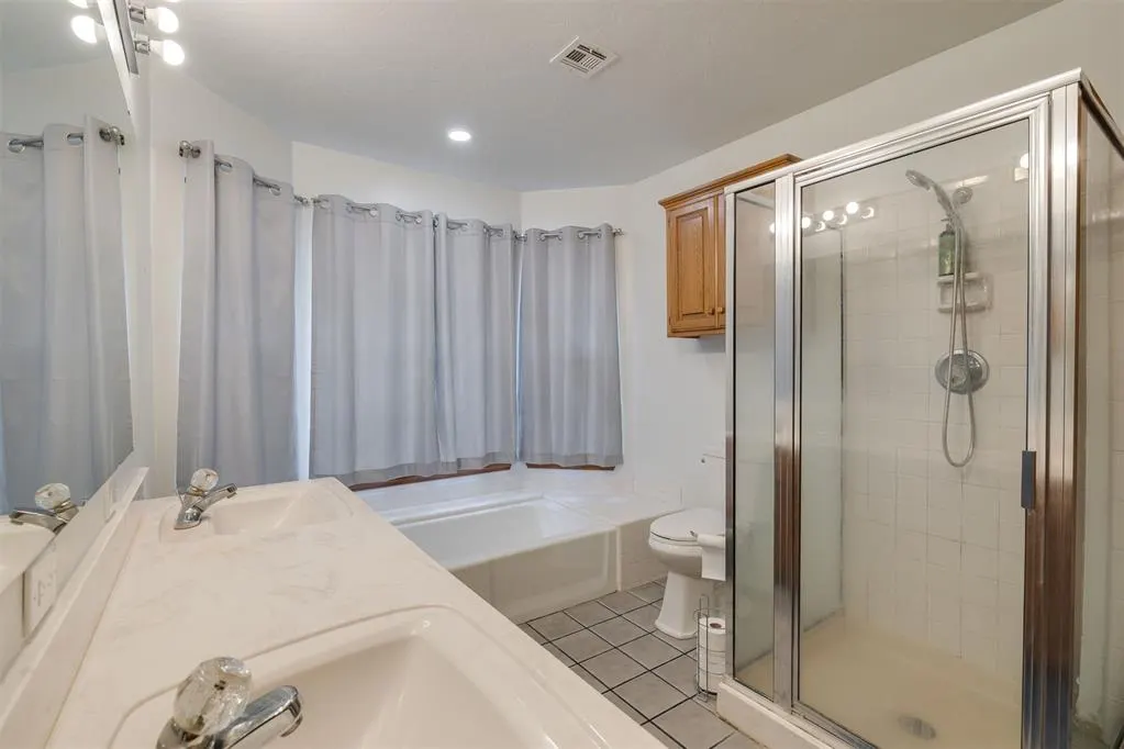 Photo 26 — 2303 Lakewood Drive, Chickasha, OK 73018