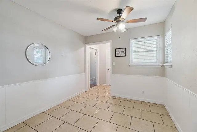 Photo 7 — 5621 NW 58th Terrace, Warr Acres, OK 73122