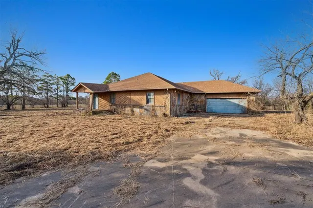 Photo 3 — 8701 Nyswonger Road, Jones, OK 73049