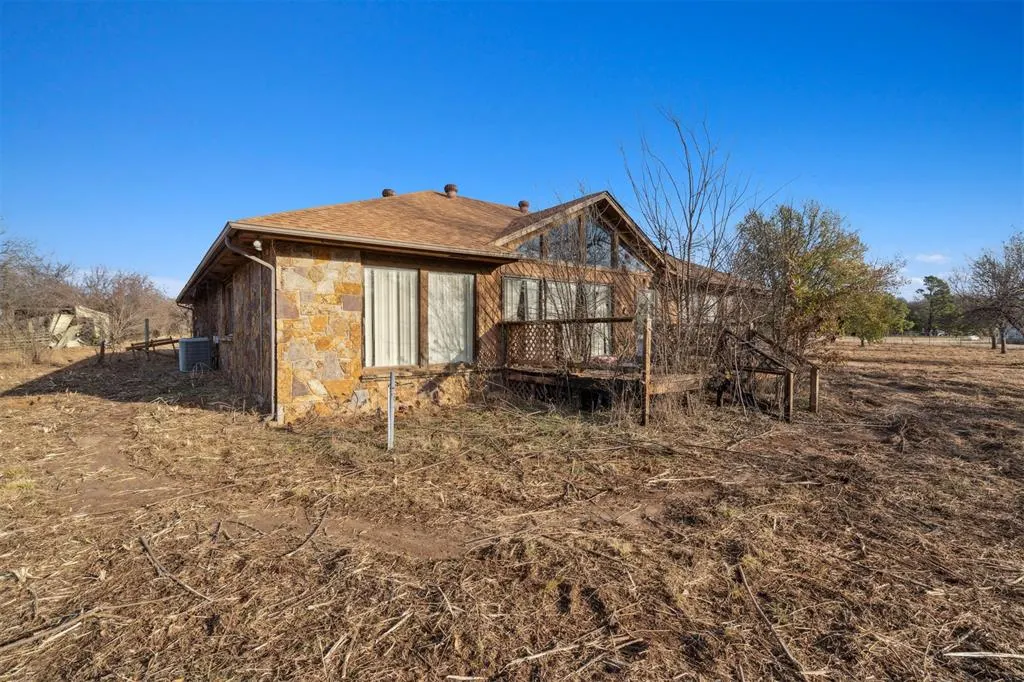 Photo 5 — 8701 Nyswonger Road, Jones, OK 73049
