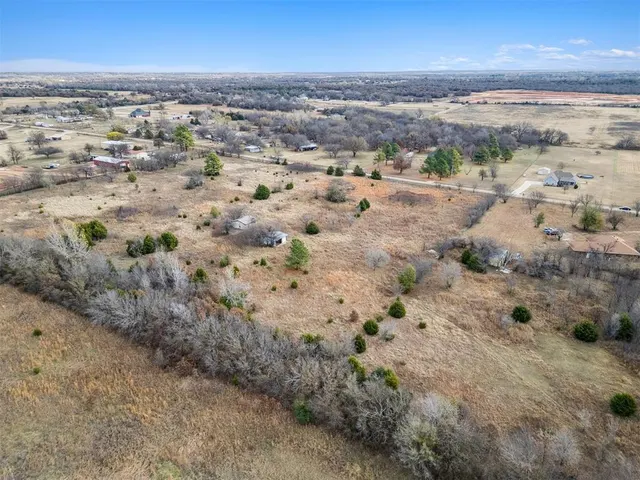 Photo 6 — 8777 Nyswonger Road, Jones, OK 73049