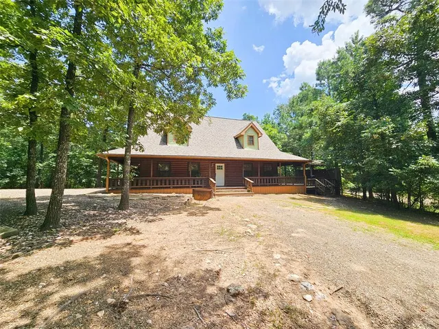 Photo 3 — 302 Orca Road, Broken Bow, OK 74728