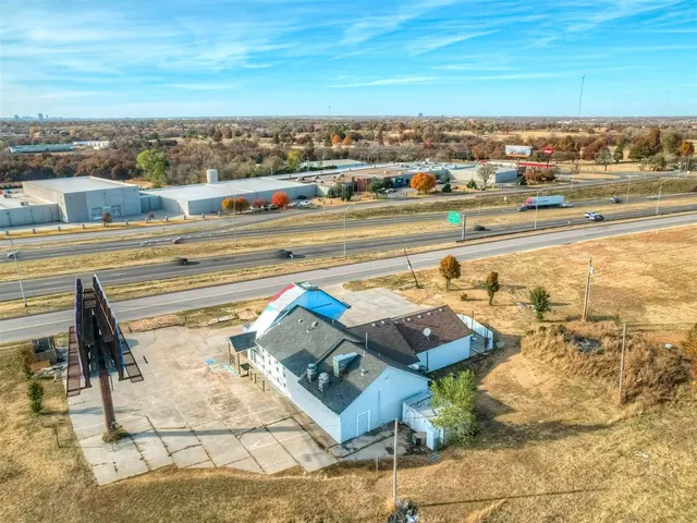 Photo 3 — 3500 N I-35 Service Road, Oklahoma City, OK 73121