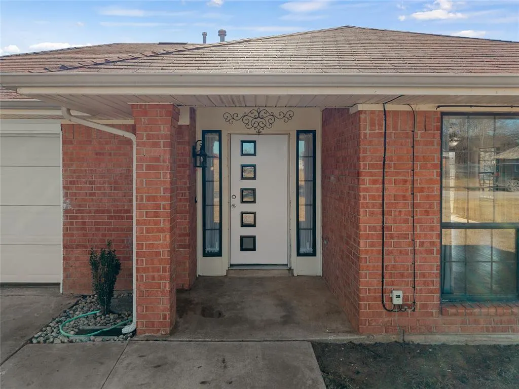 Photo 11 — 419 E F Street, Ringling, OK 73456