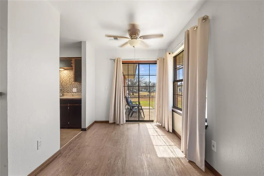 Photo 18 — 419 E F Street, Ringling, OK 73456