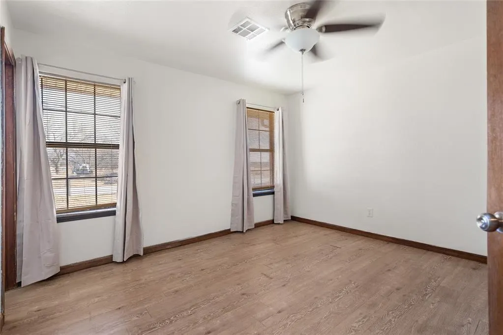 Photo 22 — 419 E F Street, Ringling, OK 73456